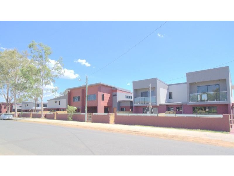 13 / 74 Grace Street, Wulkuraka QLD 4305