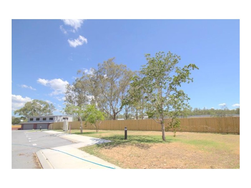 15 / 74 Grace Street, Wulkuraka QLD 4305