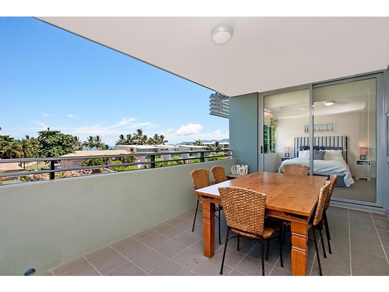 1305/6 Mariners Drive, Townsville City QLD 4810