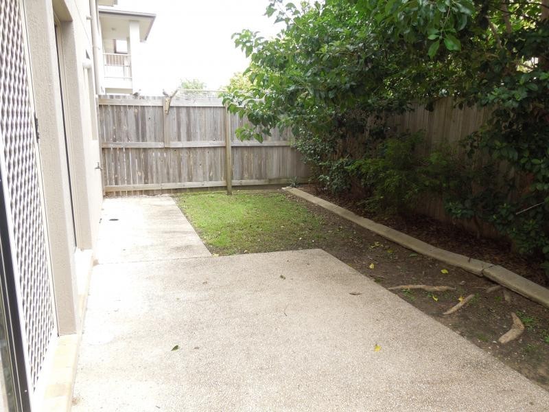 26 Johnston Street, Carina QLD 4152