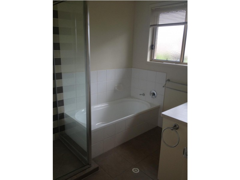 26 Johnston Street, Carina QLD 4152