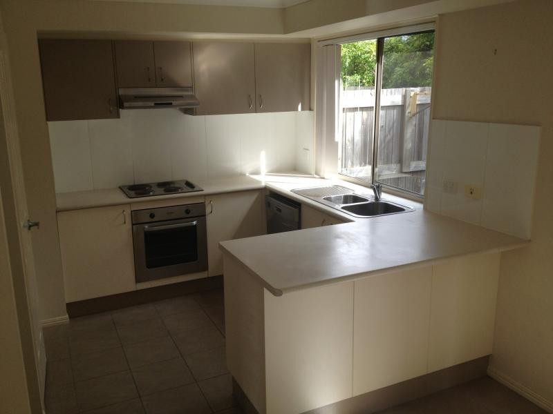 26 Johnston Street, Carina QLD 4152