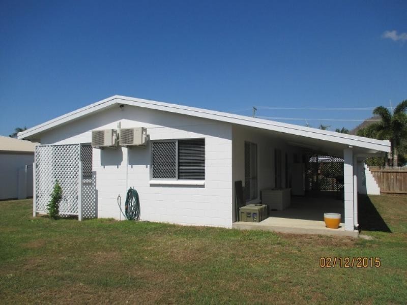 19 Leila Avenue, Rasmussen QLD 4815