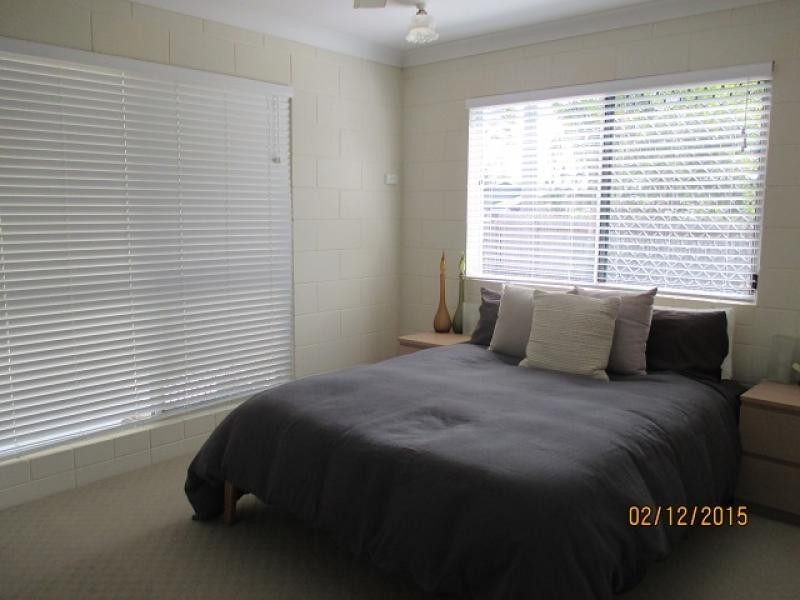 19 Leila Avenue, Rasmussen QLD 4815