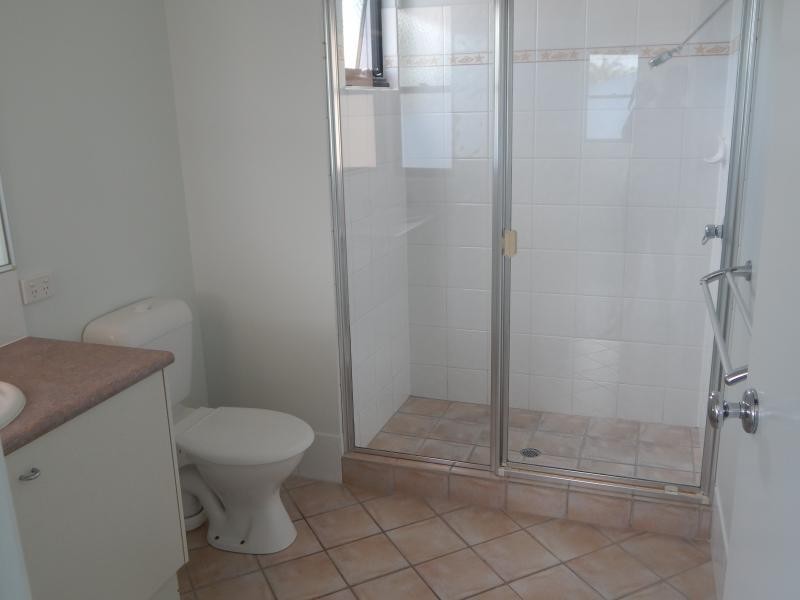 9A Browning Blvd, Battery Hill QLD 4551