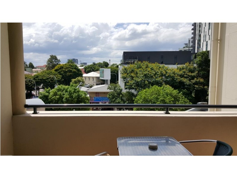 West End QLD 4101