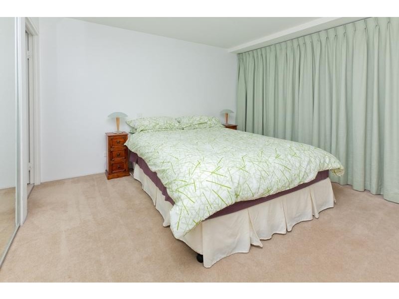 1 Ella St, Newstead QLD 4006