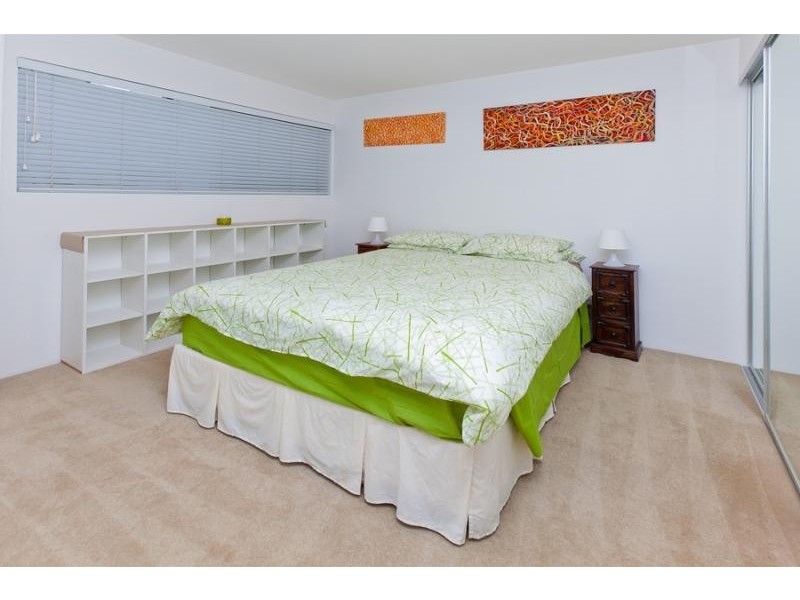 1 Ella St, Newstead QLD 4006