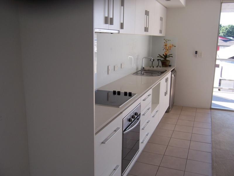 9 Chester St, Newstead QLD 4006