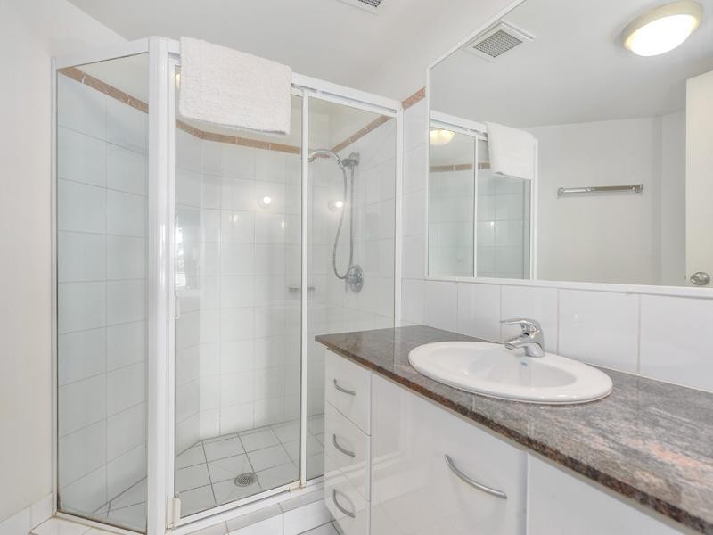 135 Macquarie Street, Teneriffe QLD 4005