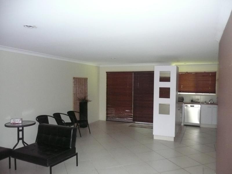 110 / 97 Edmund Rice Drive, Southport QLD 4215