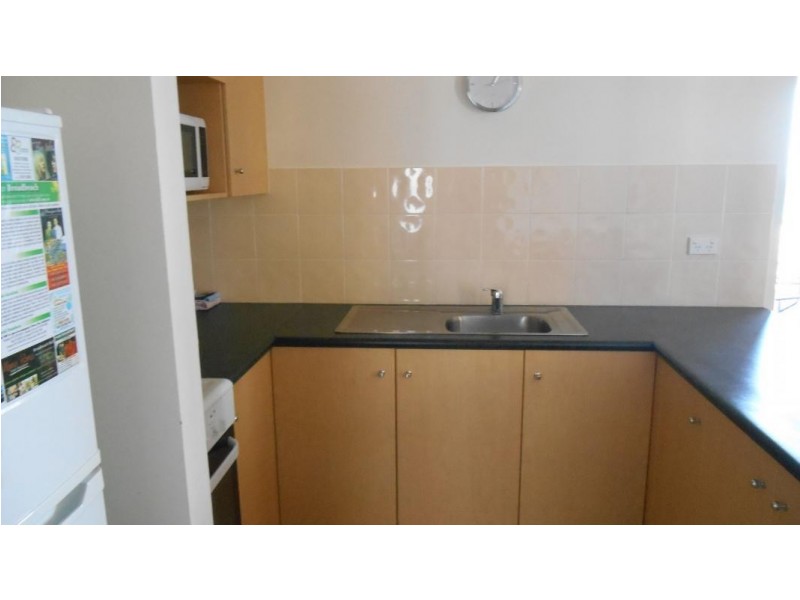 8 Albert Aveue, Broadbeach QLD 4218