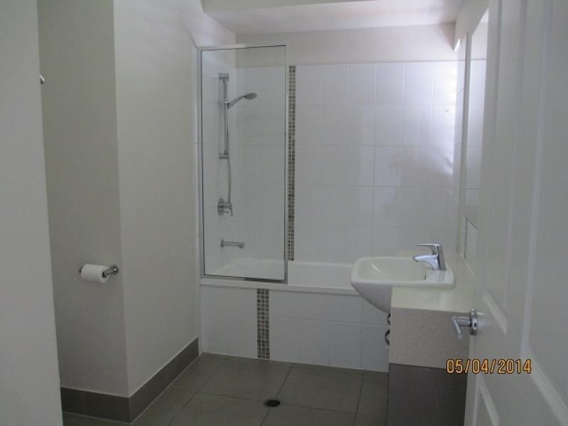 42 Warburton Street, North Ward QLD 4810