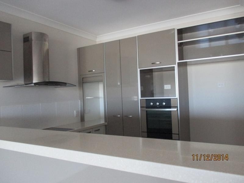 42 Warburton Street, North Ward QLD 4810