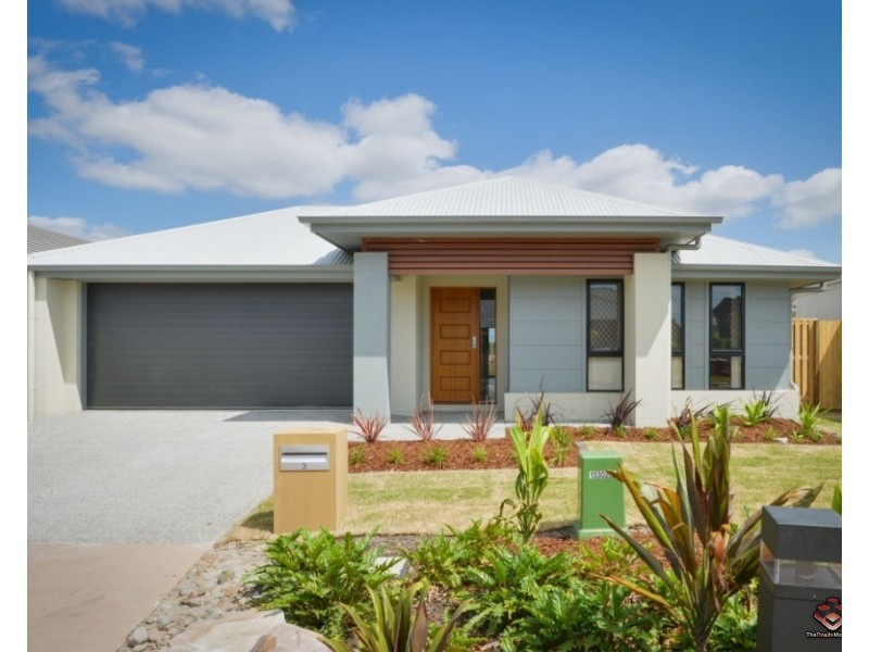 1 Windward Court, Hope Island QLD 4212