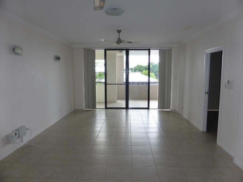 1 / 6-24 Henry Street, West End QLD 4810