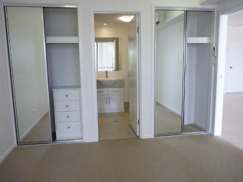 1 / 6-24 Henry Street, West End QLD 4810