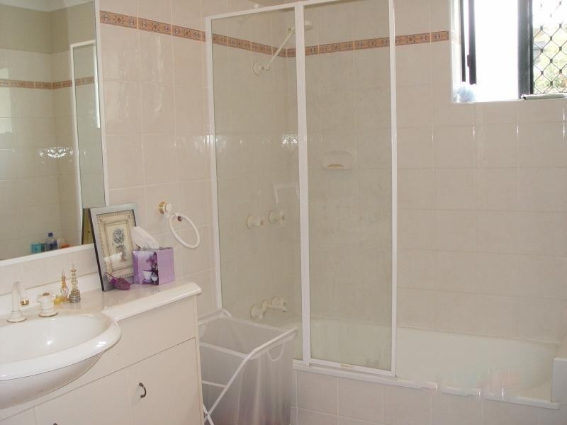 325 Hawthorne Road, Hawthorne QLD 4171