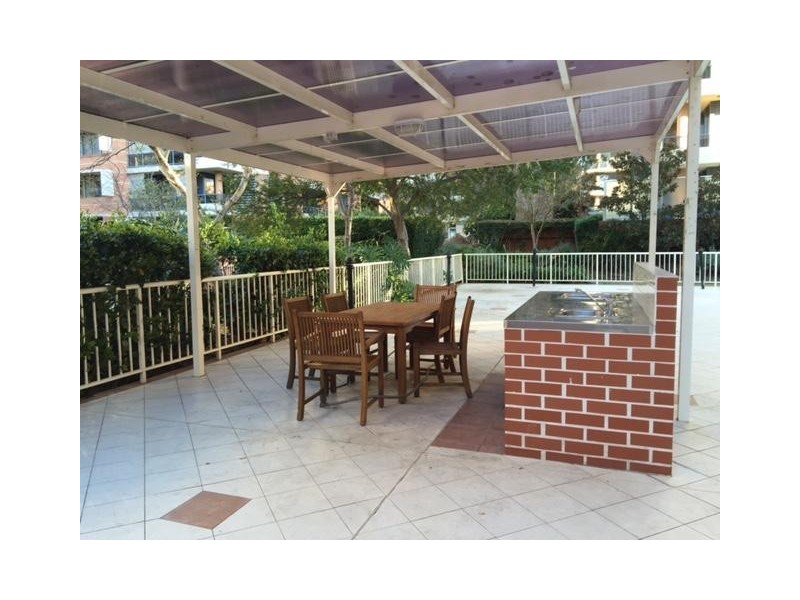 135/8-12 Thomas Street, Waitara NSW 2077