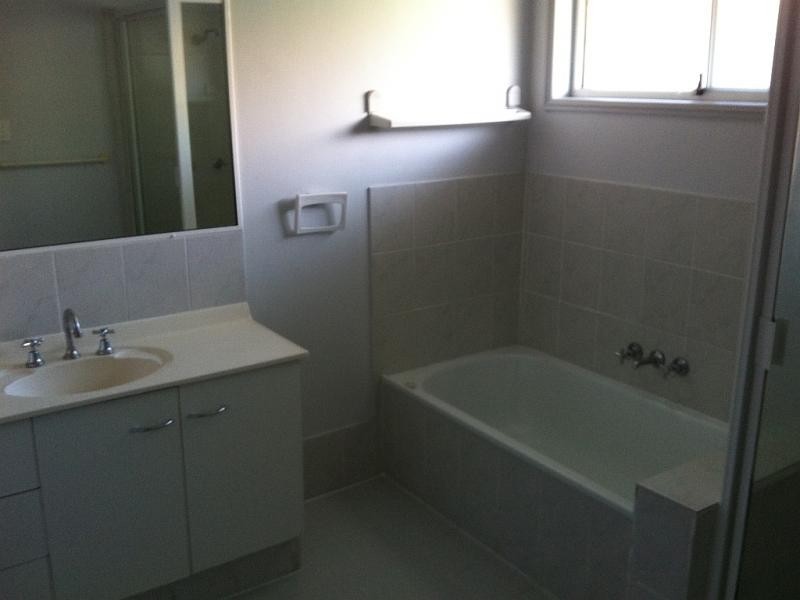 110 / 97 Edmund Rice Drive, Southport QLD 4215