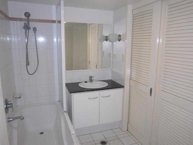 135 Macquarie Street, Teneriffe QLD 4005