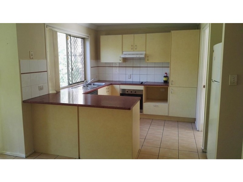 8 Clifford Close, Kuraby QLD 4112