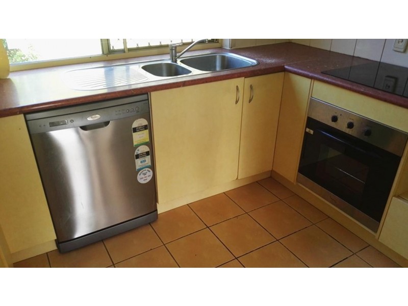 8 Clifford Close, Kuraby QLD 4112