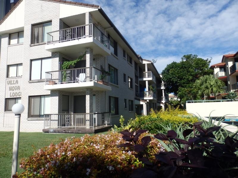 4/138 MARINE PARADE, Southport QLD 4215