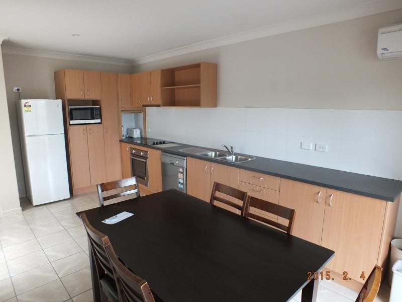 32 / 1 Ibis Boulevard, Eli Waters QLD 4655