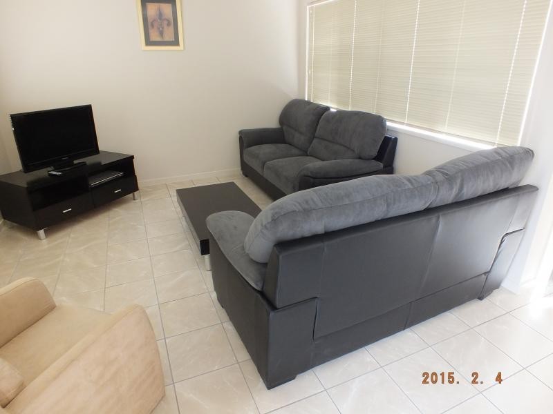 32 / 1 Ibis Boulevard, Eli Waters QLD 4655