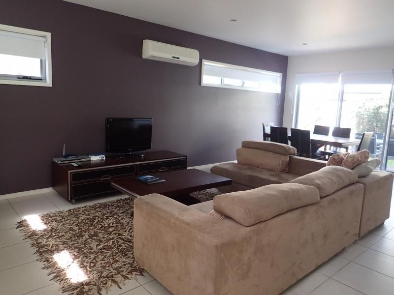 06/80 Moolyyir Steet, Urangan QLD 4655