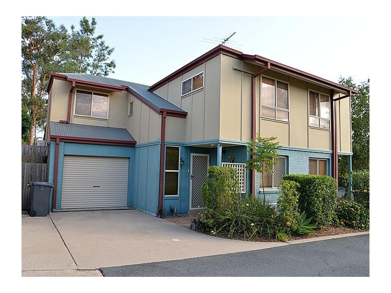 11 Oakmont Avenue, Oxley QLD 4075