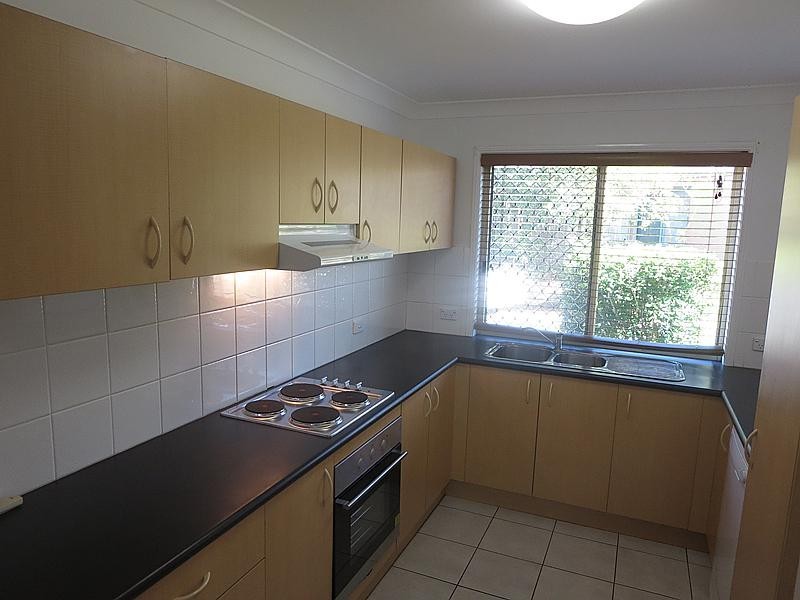 11 Oakmont Avenue, Oxley QLD 4075