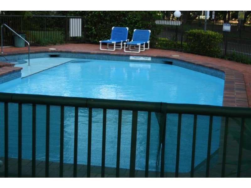 9 BAYVIEW STREET, Runaway Bay QLD 4216