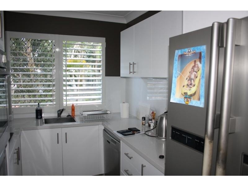 9 BAYVIEW STREET, Runaway Bay QLD 4216