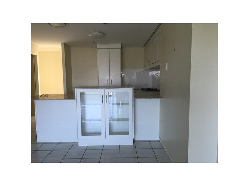 82/86-124 Ogden street, Townsville City QLD 4810