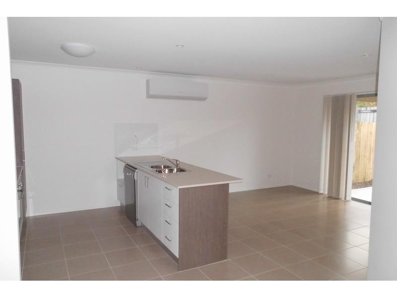 145 / 230 Pulgul St, Urangan QLD 4655