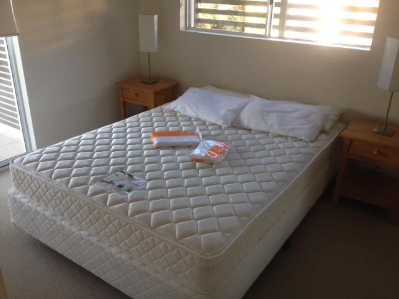 65 Manooka Drive, Cannonvale QLD 4802