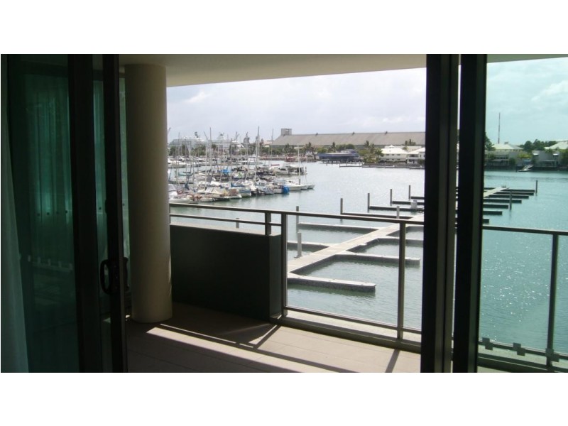 1103/6 Mariners Drive, Townsville City QLD 4810