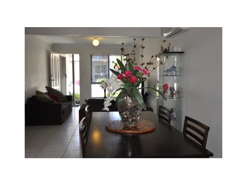 130 Jutland Street, Oxley QLD 4075