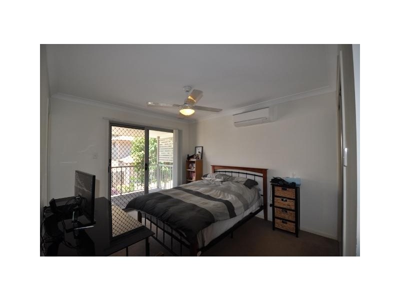 130 Jutland Street, Oxley QLD 4075