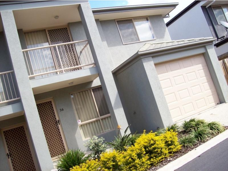 36 Johnston Street, Carina QLD 4152