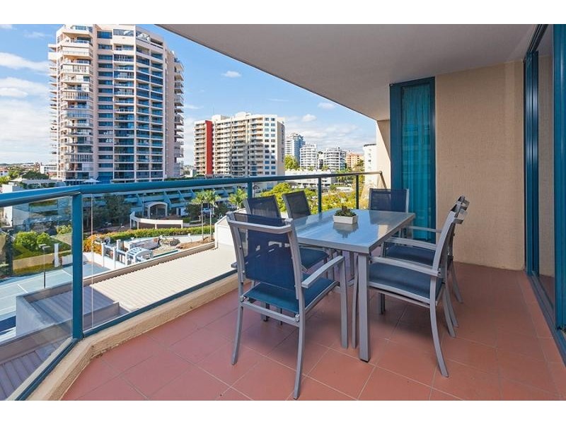 45 Deakin Street, Kangaroo Point QLD 4169