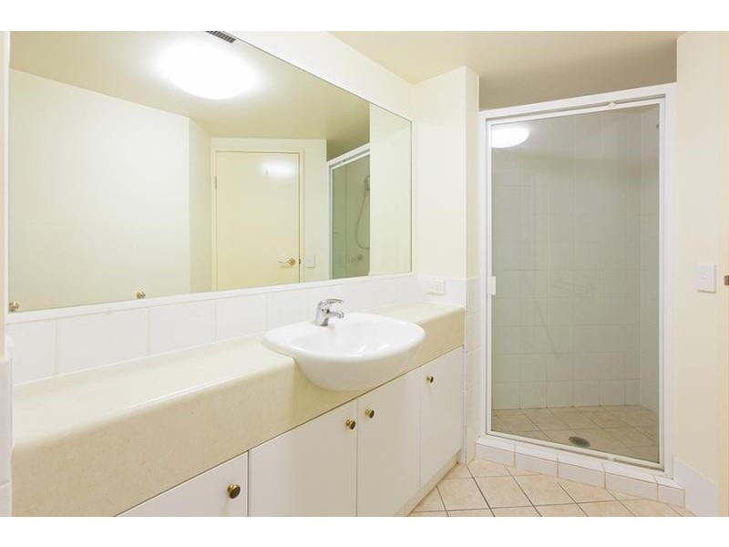 45 Deakin Street, Kangaroo Point QLD 4169