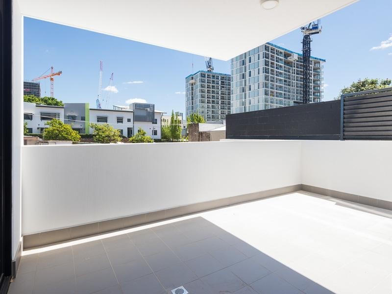 101 / 16 Masters Street, Newstead QLD 4006