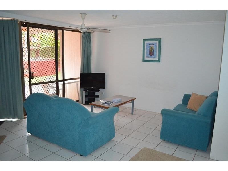 38 Enderley Avenue, Surfers Paradise QLD 4217