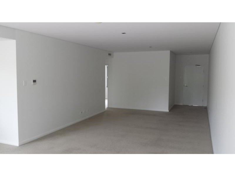 112 / 22 Ben Lexcen Place, Robina QLD 4226