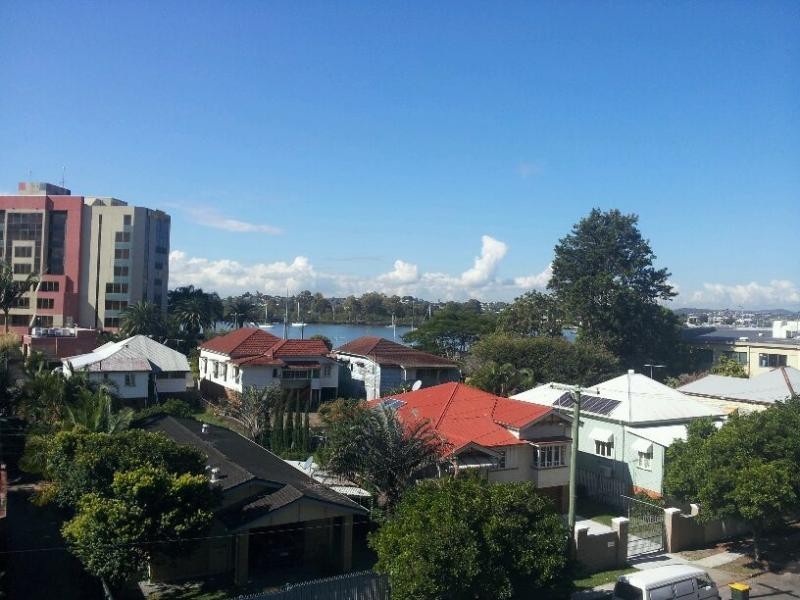 3732 Agnes Street, Albion QLD 4010