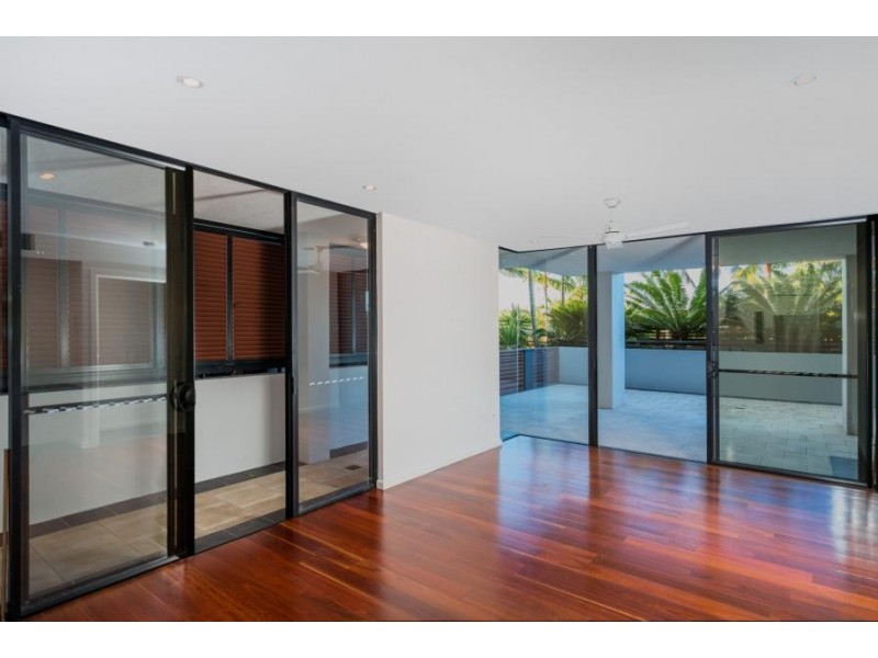 10/26 Holland Street, Toowong QLD 4066