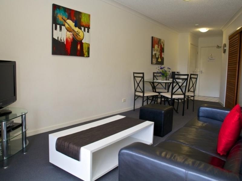 107 / 21 Patrick Lane Patrick Lane, Toowong QLD 4066